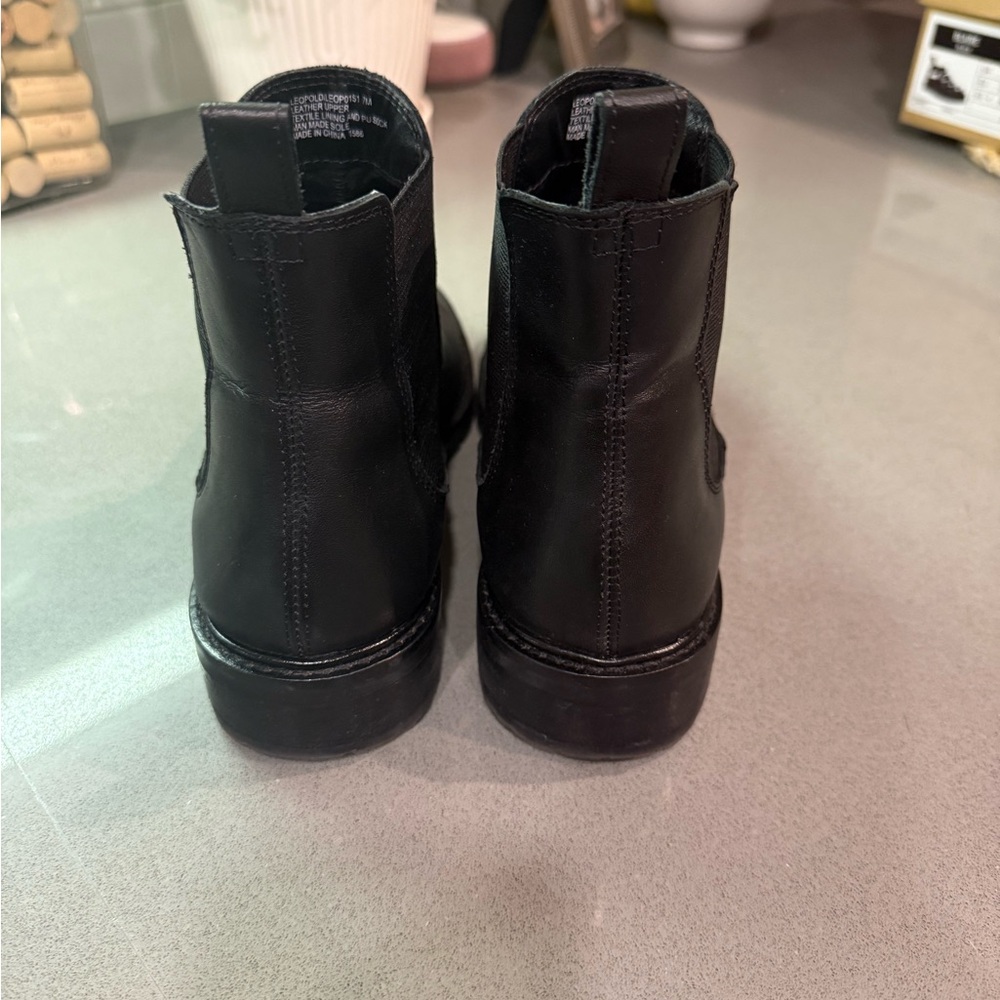 Steve Madden Black Leather Chelsea Boots - Picture 4 of 4